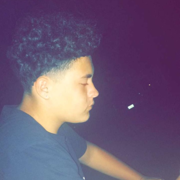 Meet your Posher, Joshua - Picture 1 of 1